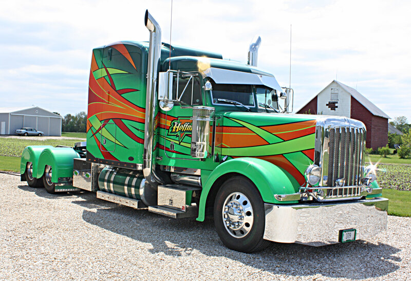 Green Semi-truck — Bright