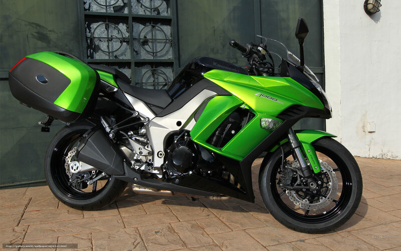 Green Sport Motorcycle — Neutral, Afternoon