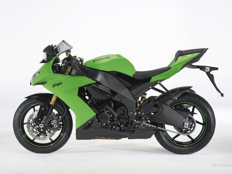 Green Sport Motorcycle — Neutral, Photograph, Seat, Windshield, Chain, Black