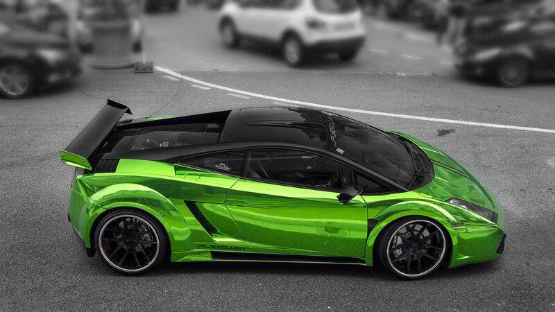 Green Sports Car — Dynamic, Photograph, Road
