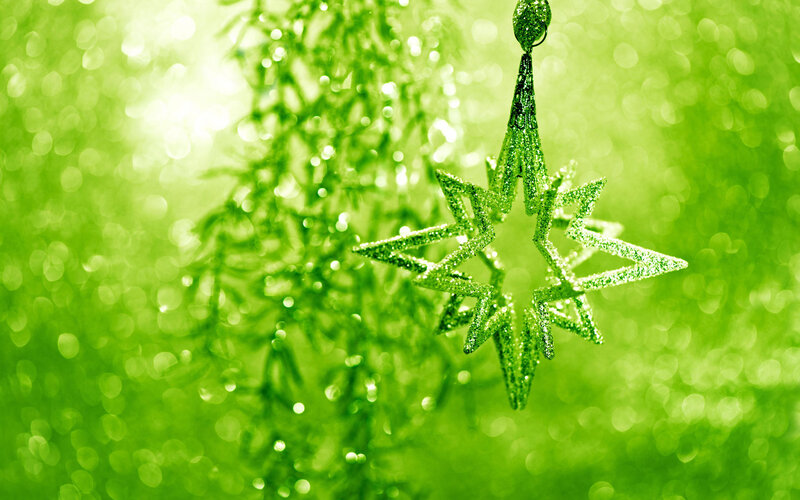 Green Star Ornament — Festive