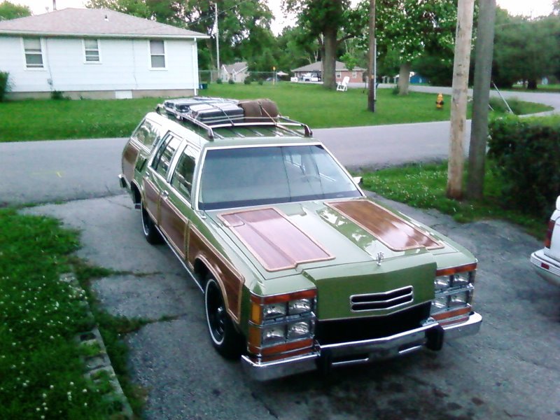 Green Station Wagon — Calm