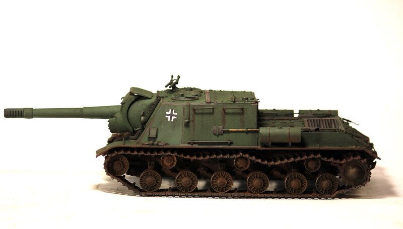 Green Tank Model — Neutral, Photograph