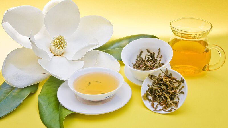 Green Tea and Magnolia Flower