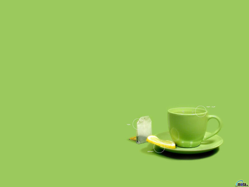 green tea cup with lemon