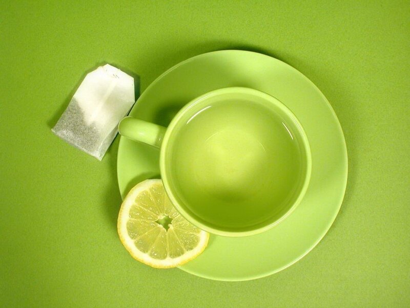 Green tea with lemon