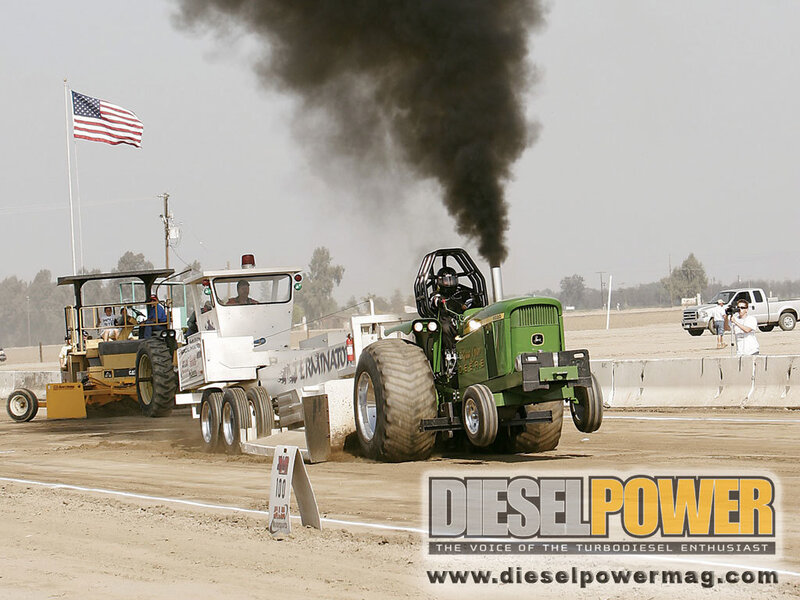 Green Tractor Pulling