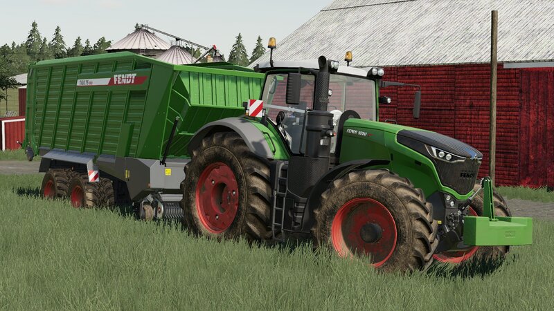Green Tractor with Trailer — Calm
