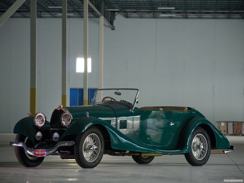 Green vintage Bugatti car