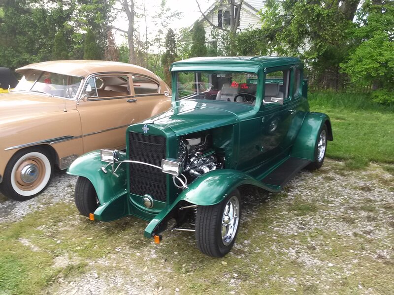 Green Vintage Car — Calm, Afternoon, Photograph, Brown Classic Car