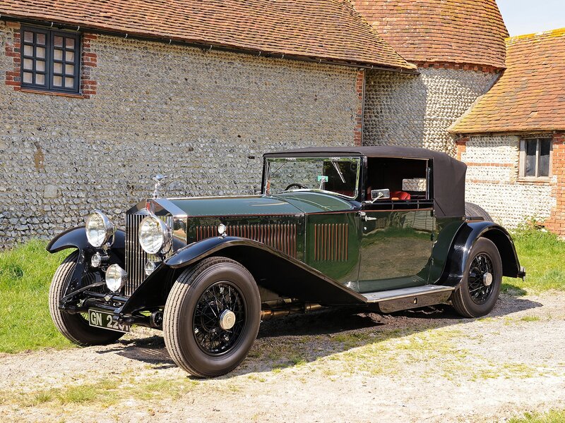 Green Vintage Car — Calm, Afternoon, Photograph, Stone Building