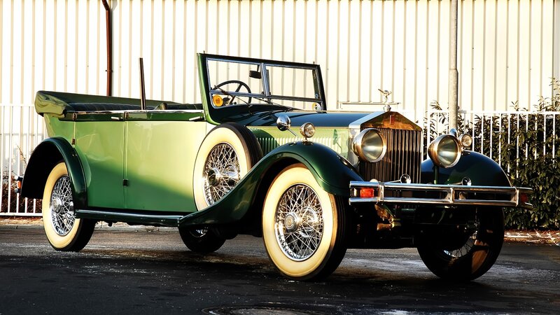 Green Vintage Car — Dramatic, Afternoon, Photograph