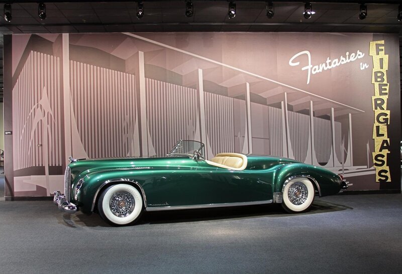 Green Vintage Car — Dramatic, Photograph