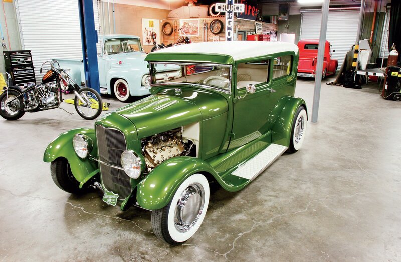 Green Vintage Car — Industrial