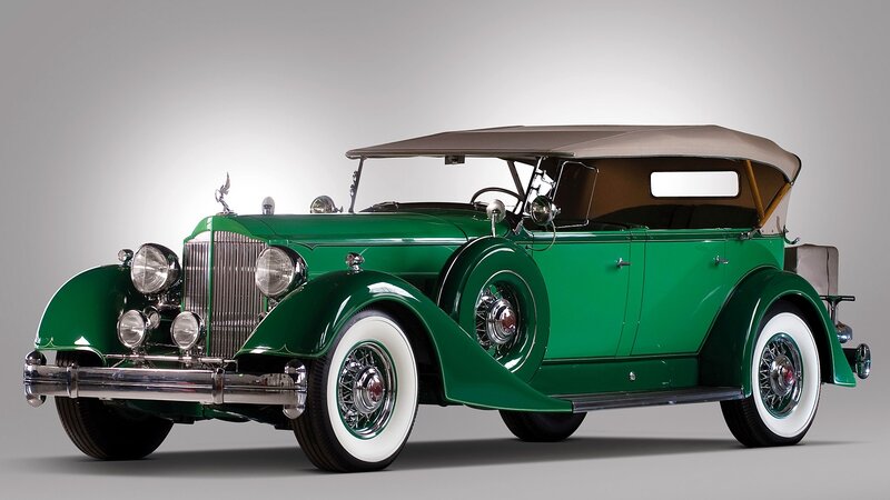 Green Vintage Convertible — Dramatic, Photograph