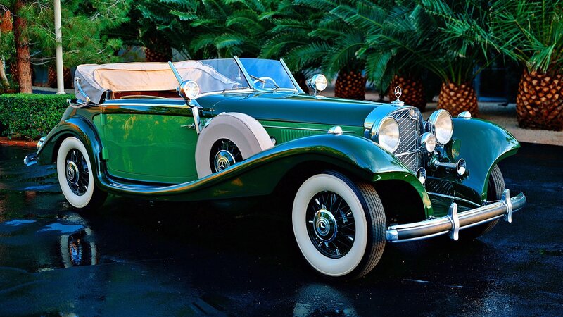 Green vintage Mercedes-Benz convertible