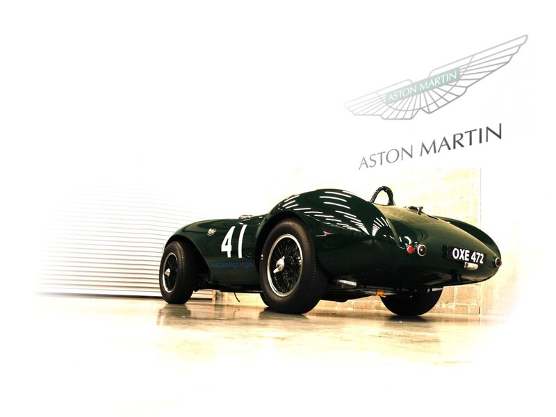 Green Vintage Race Car — Clean, Static
