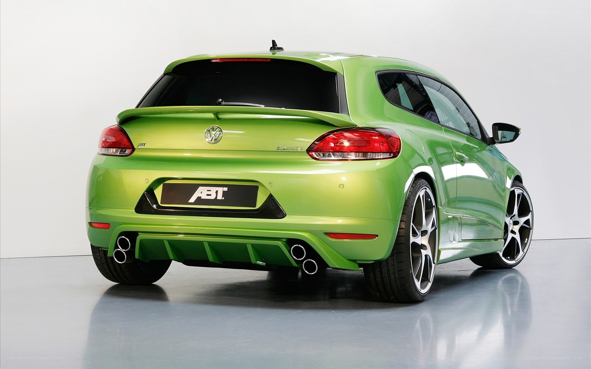 green volkswagen scirocco