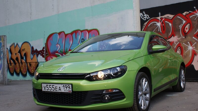 Green Volkswagen Scirocco — Urban