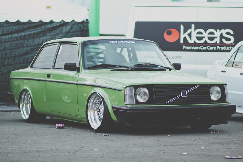 Green Volvo Car — Calm