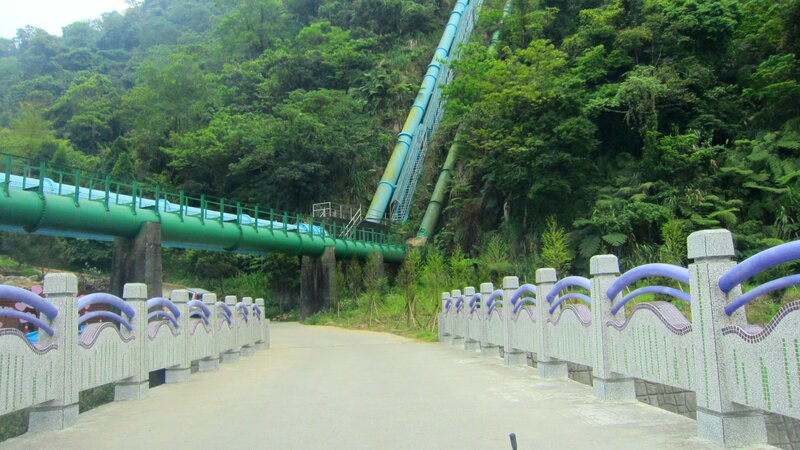 Green Water Slide Structure
