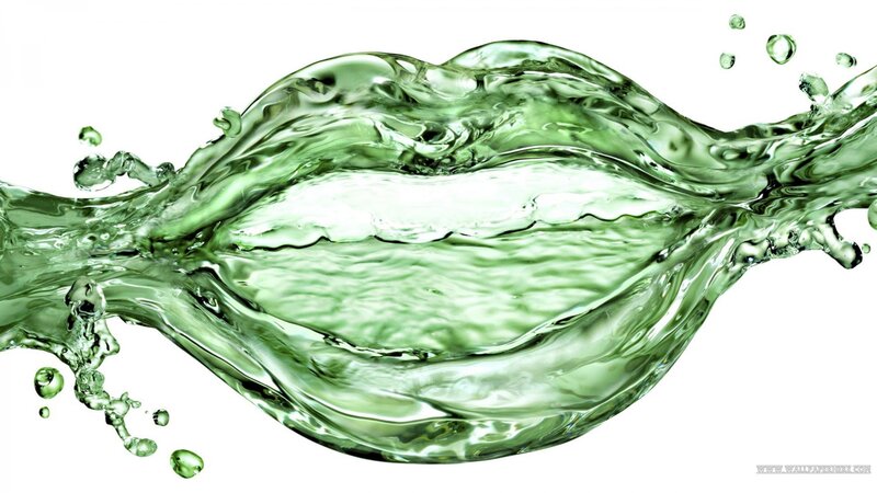 Green Water Splash — Dynamic, Photograph