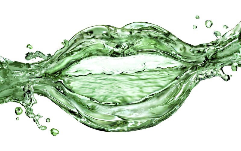 Green Water Splash — Dynamic
