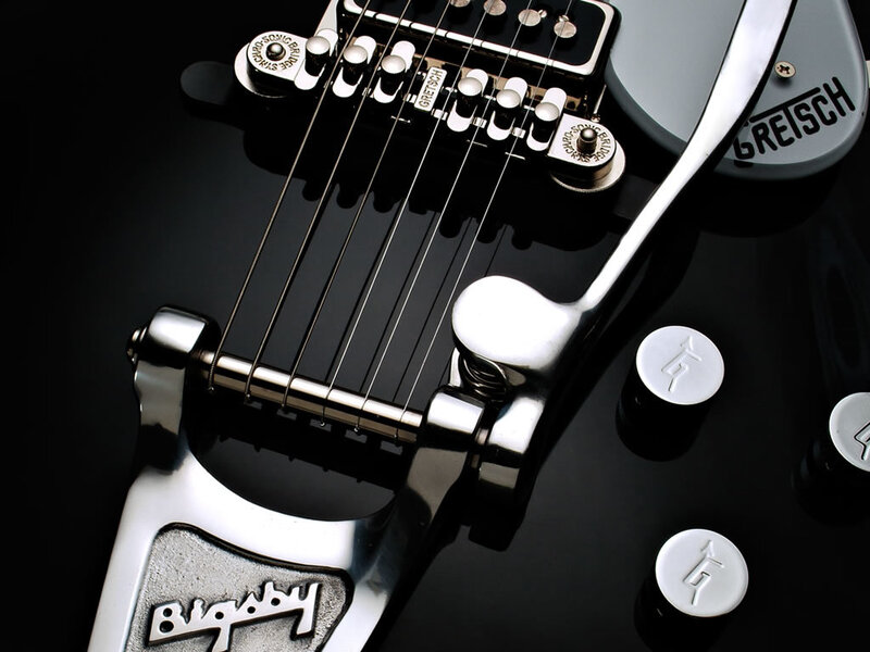 Gretsch guitar bridge close-up