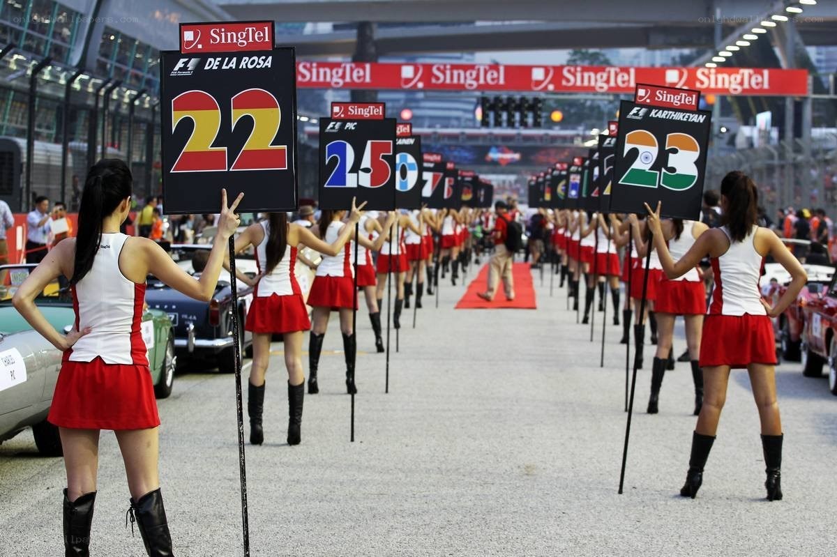 Grid girls at a race event