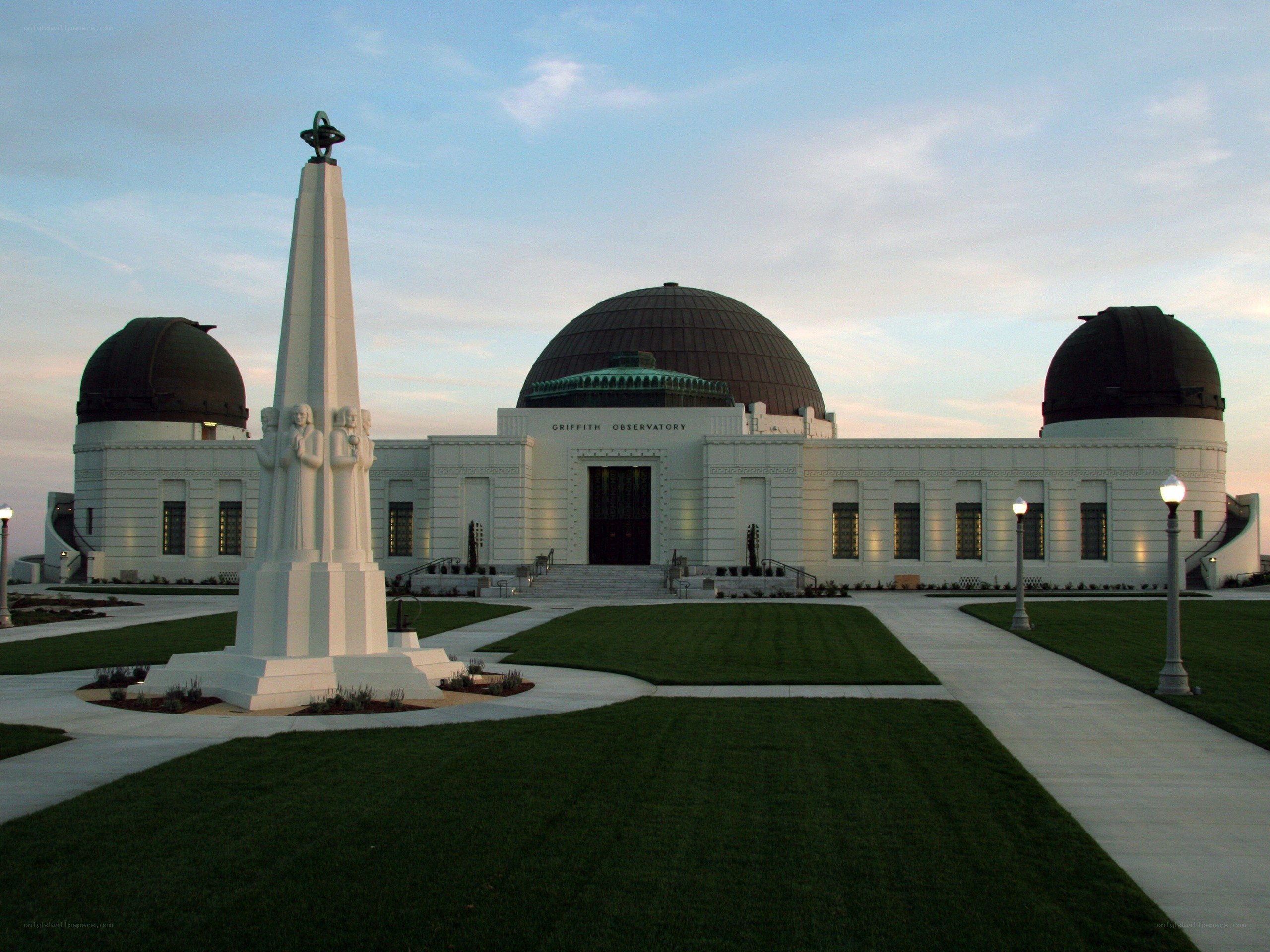 Griffith Observatory at dusk
