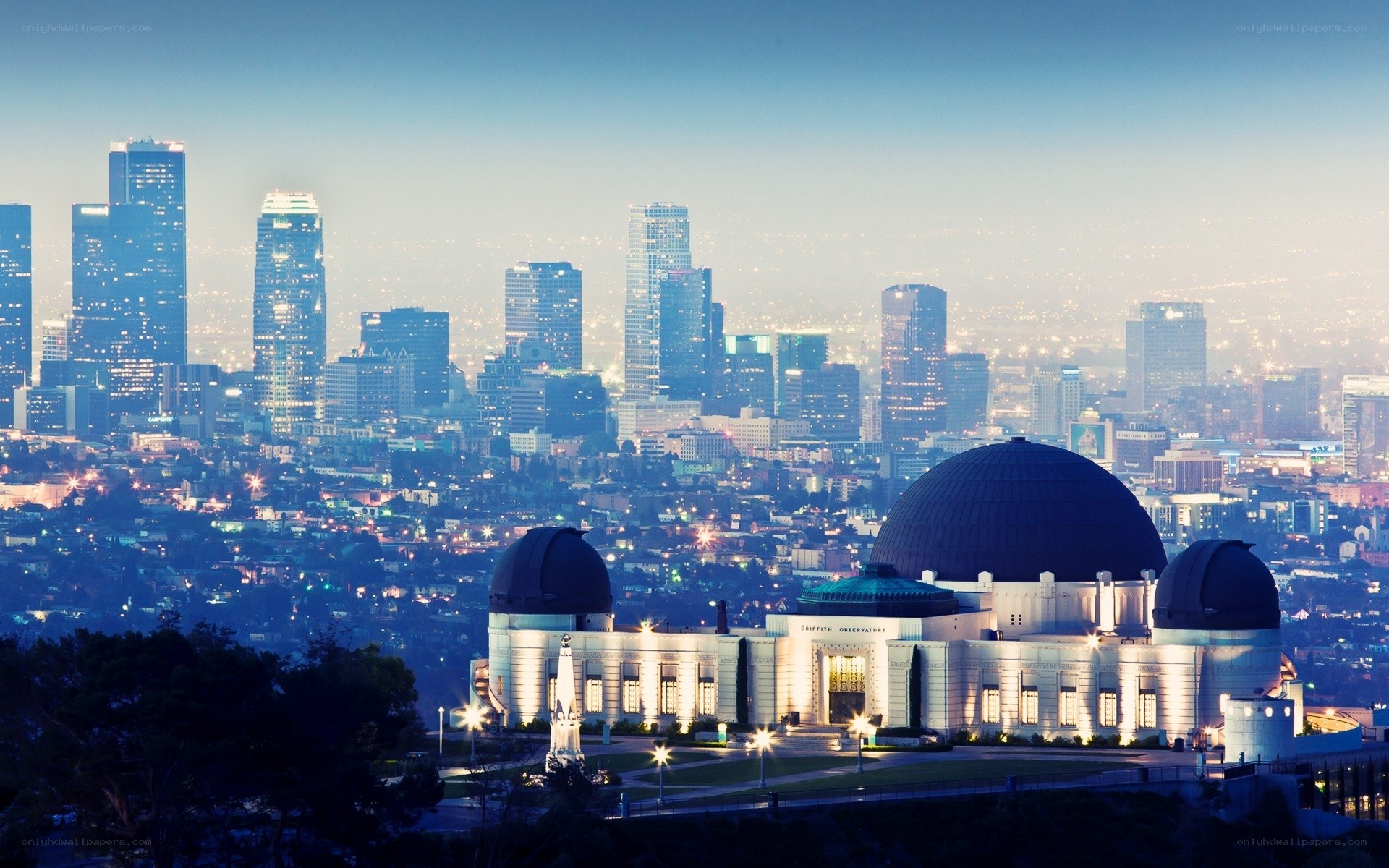 Griffith Observatory at dusk