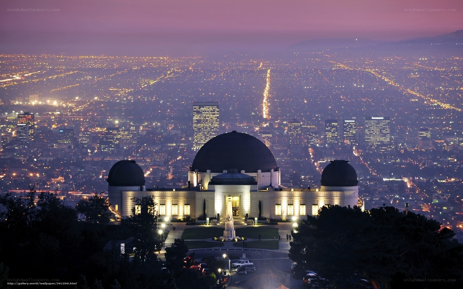 Griffith Observatory at night