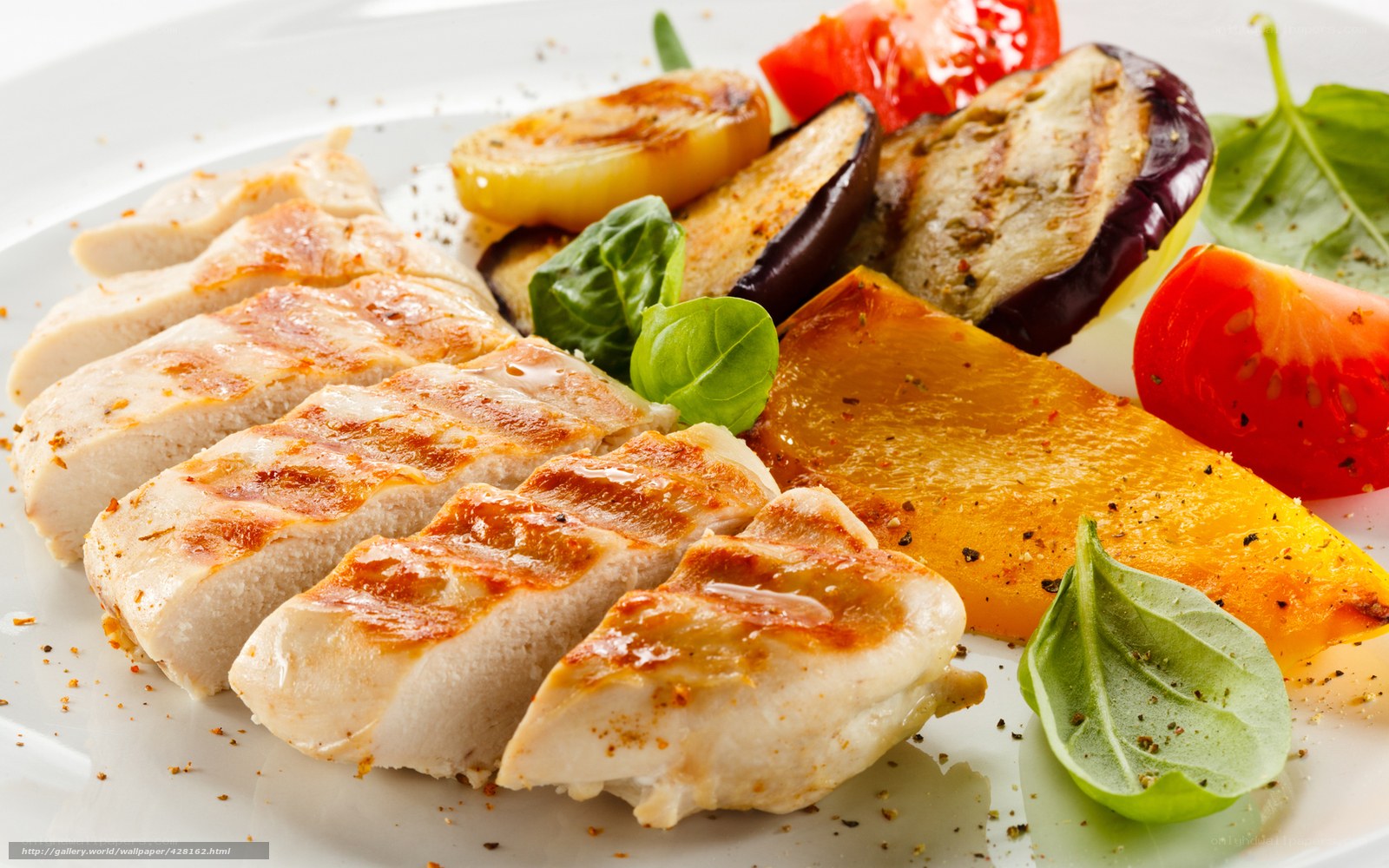 Grilled chicken with vegetables