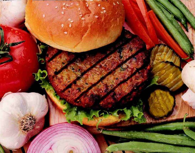 Grilled Hamburger with Vegetables