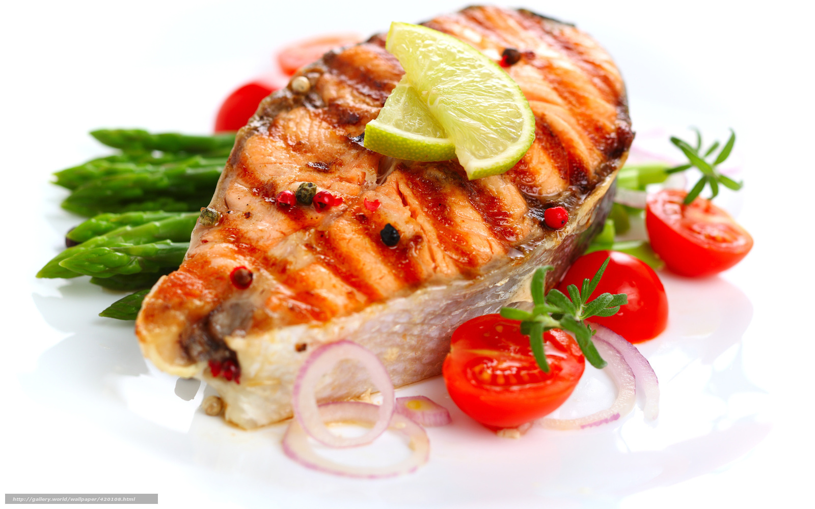 Grilled salmon with vegetables