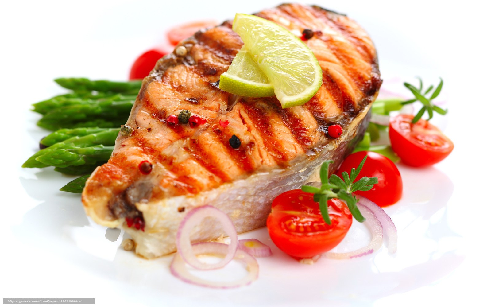 Grilled salmon with vegetables