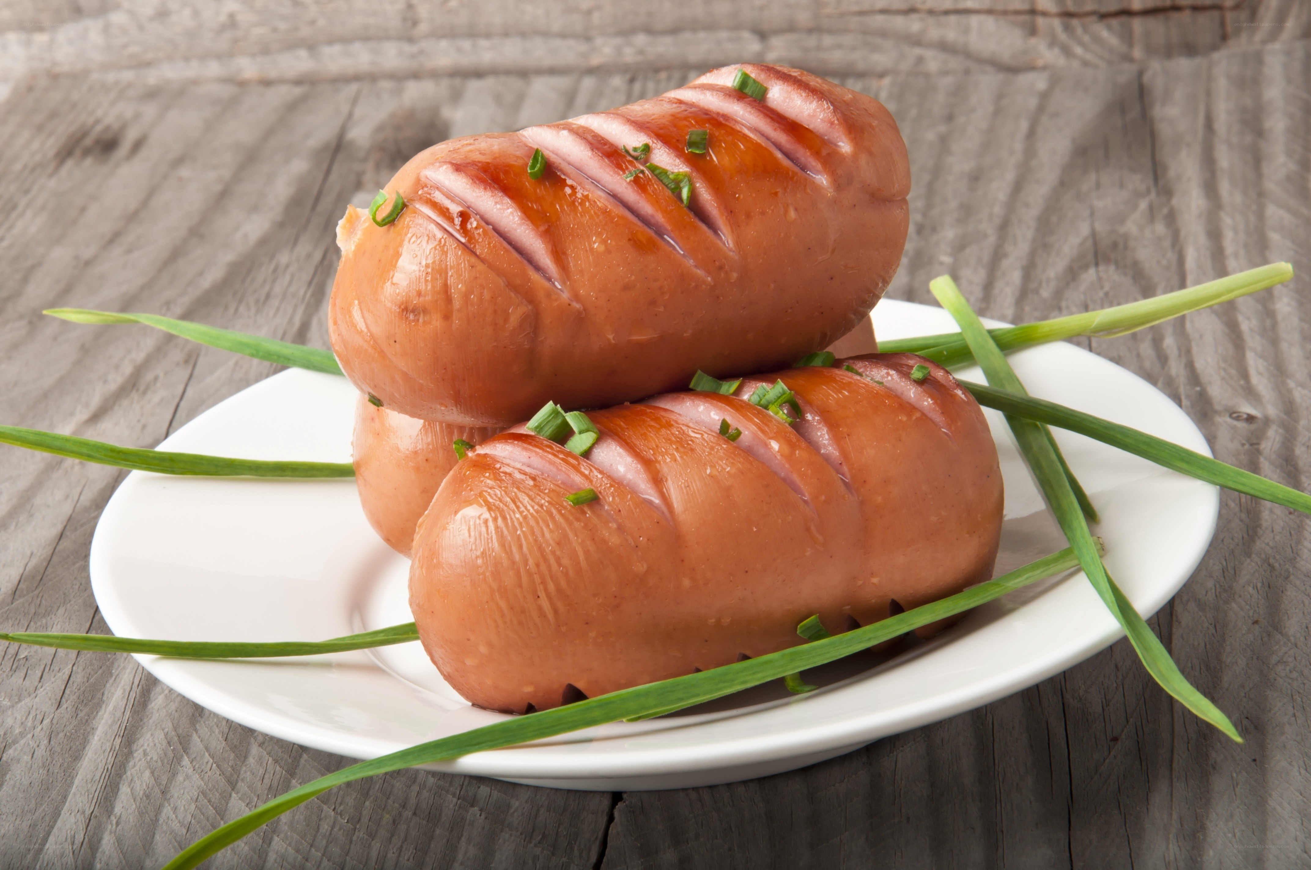 Grilled sausages on a plate