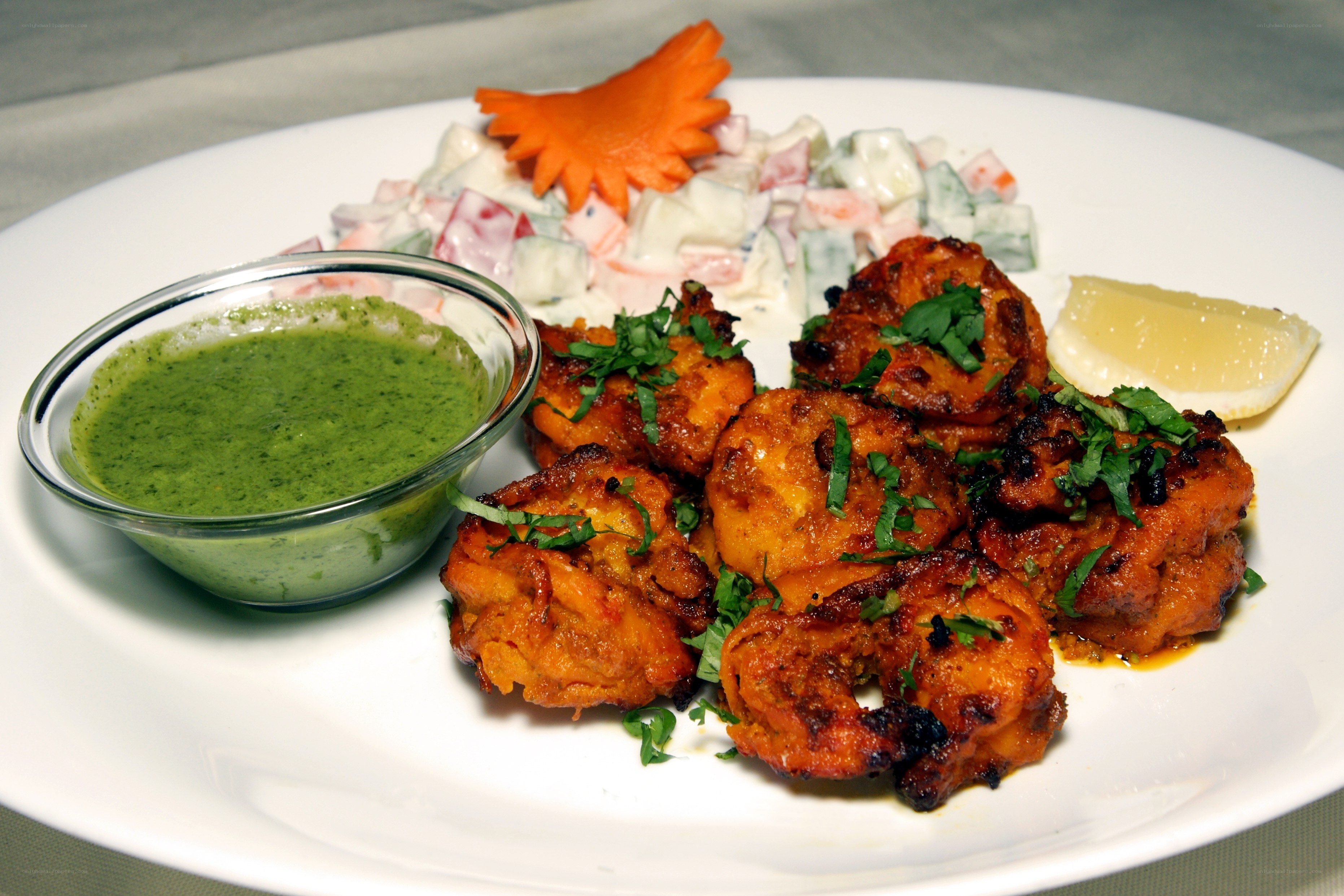 Grilled shrimp with green chutney