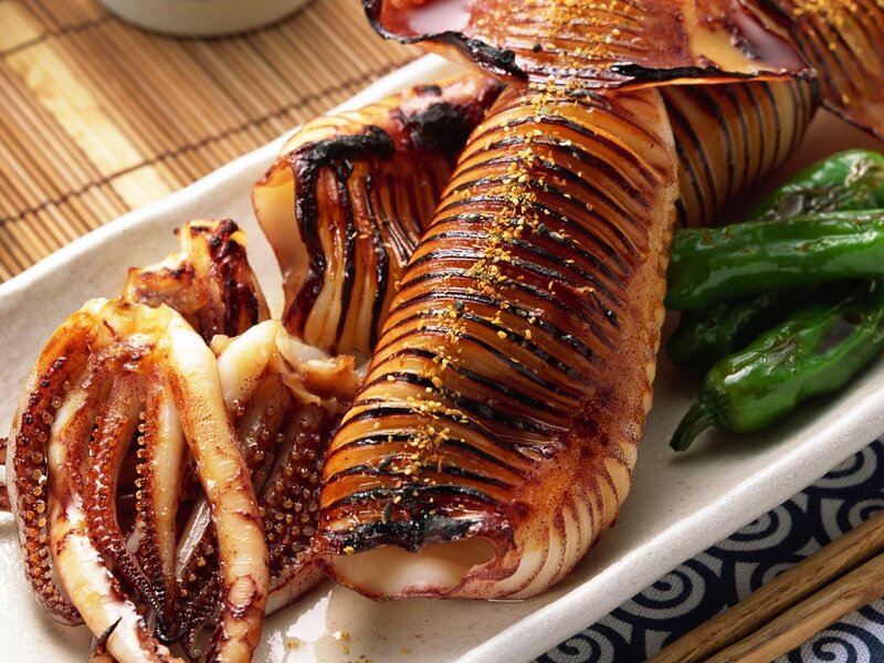 Grilled squid with peppers