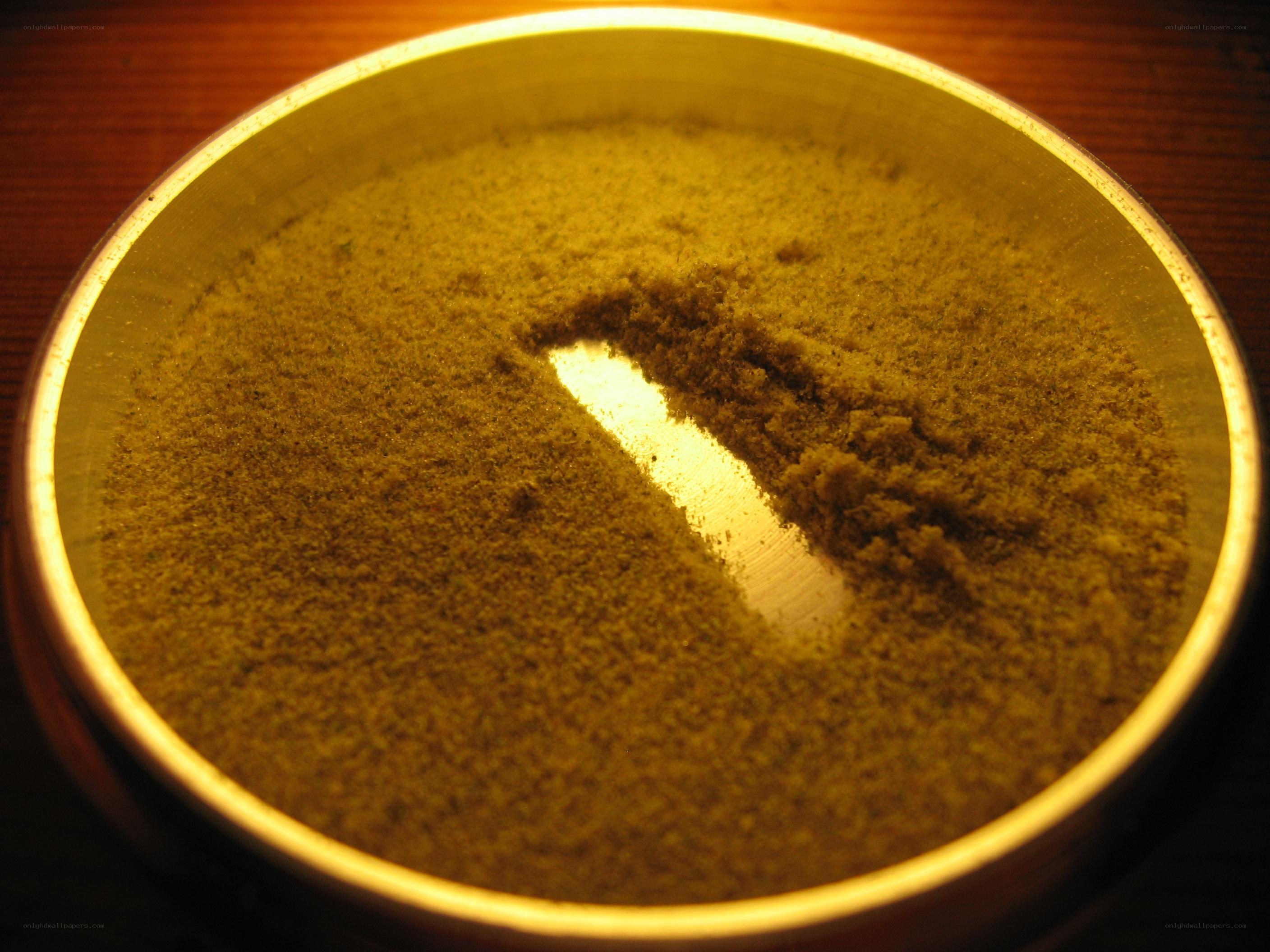 ground spice in a container