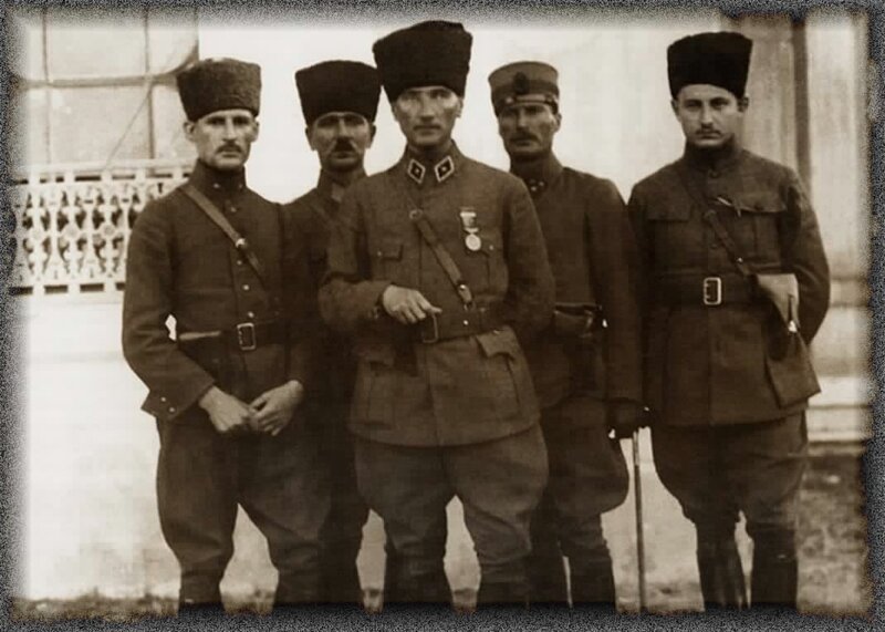 Group of Ottoman officers