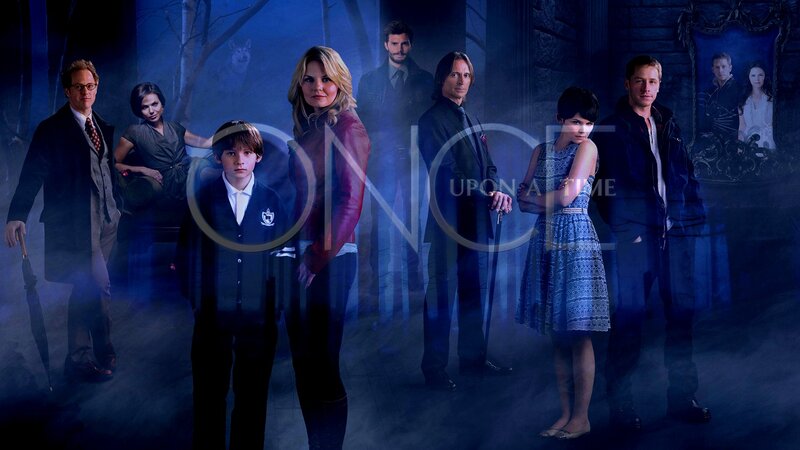 Group of People in Dark Setting — Blue