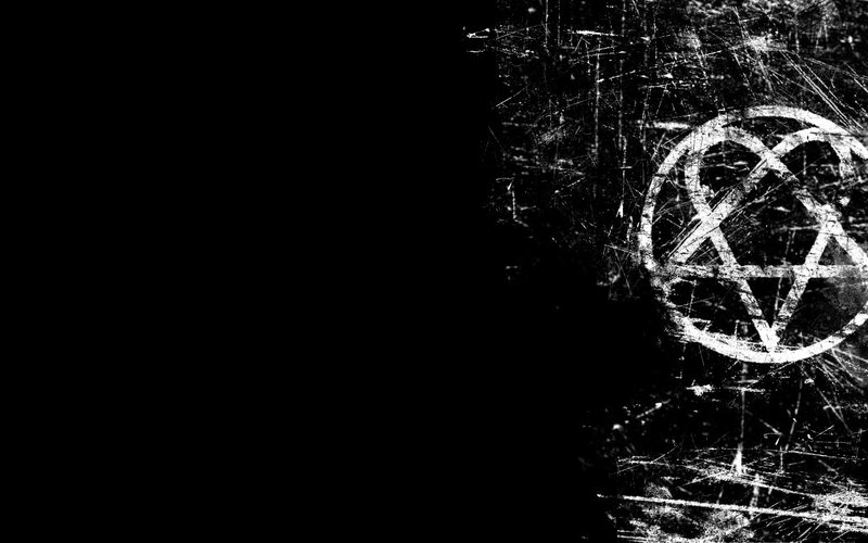 grunge pentagram symbol