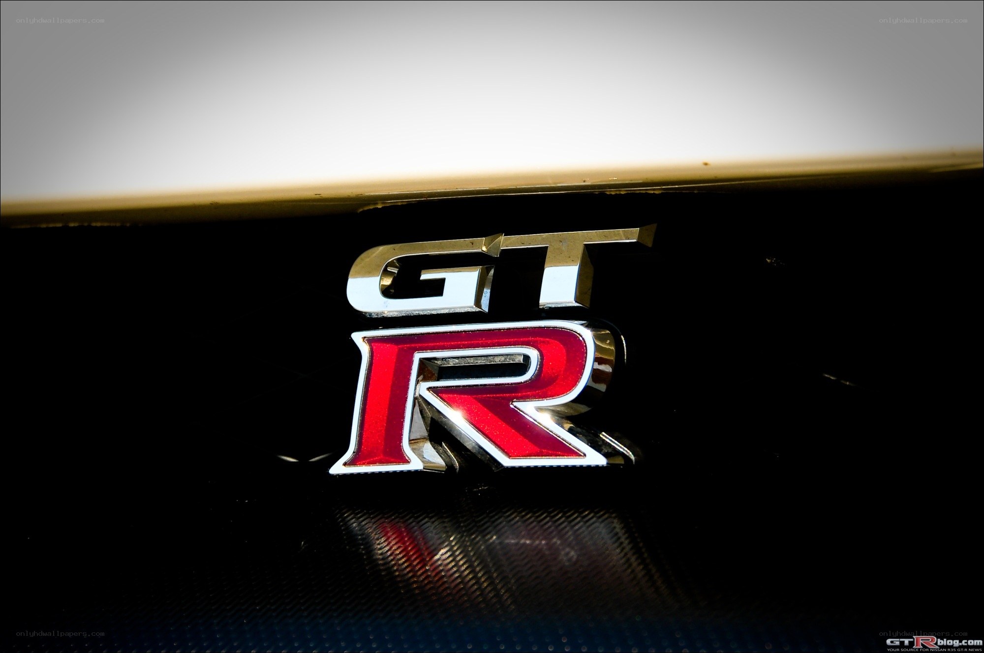 GT-R emblem close-up