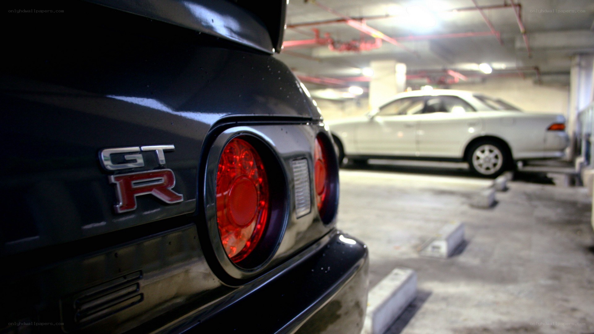 GT-R in parking garage