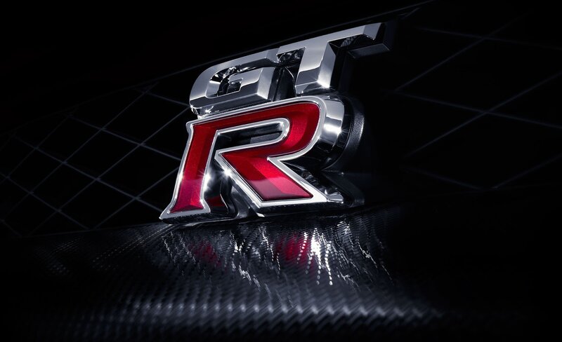 GT-R logo on carbon fiber