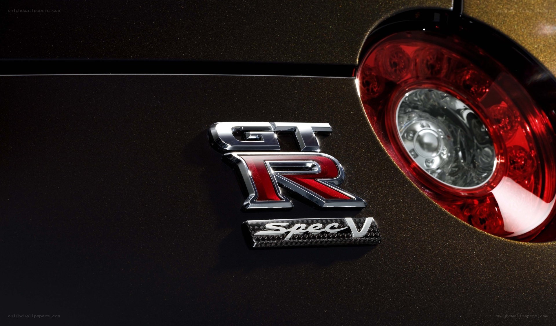 GT-R Spec V badge