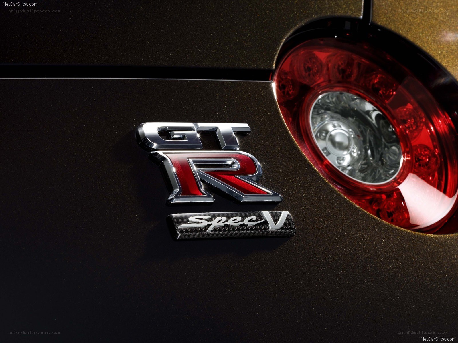 GT-R Spec V badge close-up
