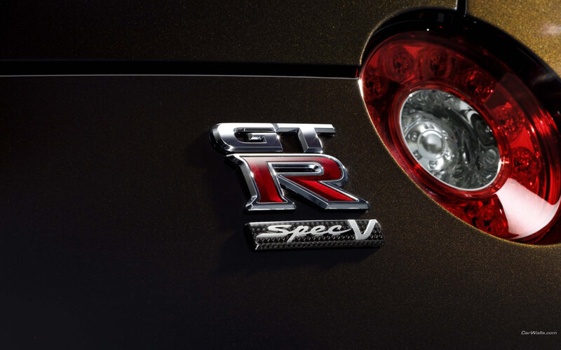 GT-R Spec V badge