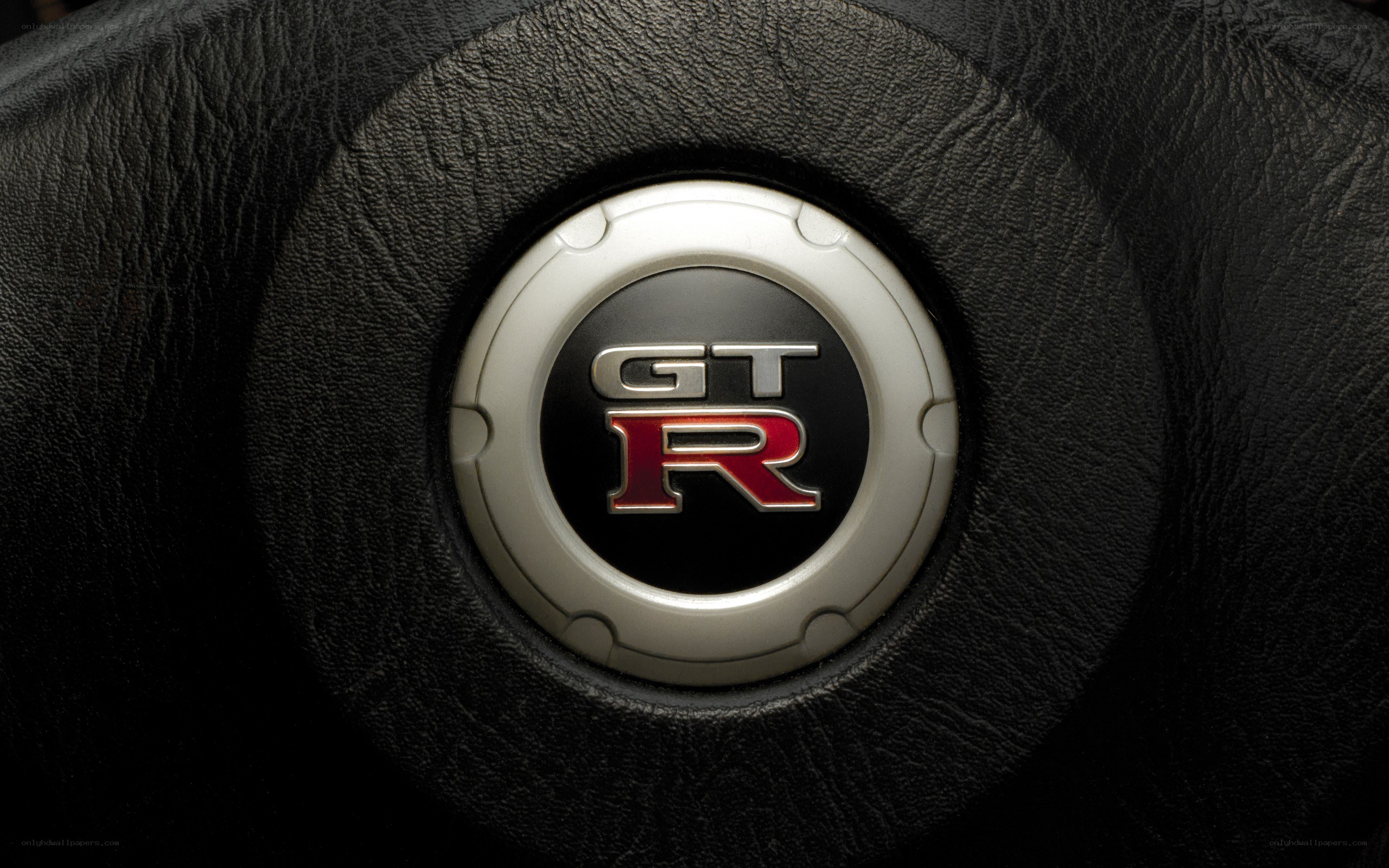 GT-R steering wheel emblem